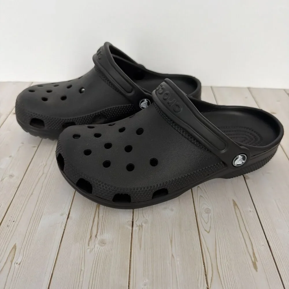Black Crocs Unisex Black Cozy Classic Ultra-Light Slip-On Shoes M4 W6